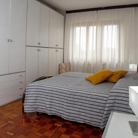 Heidi Vista Apartment