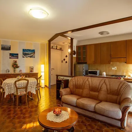 Heidi Vista Apartment